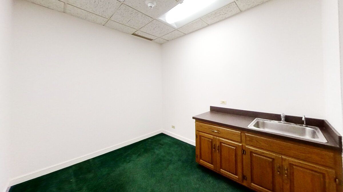 Oak Brook Office Suites: 1550 Spring Road, Oak Brook, IL 60523
